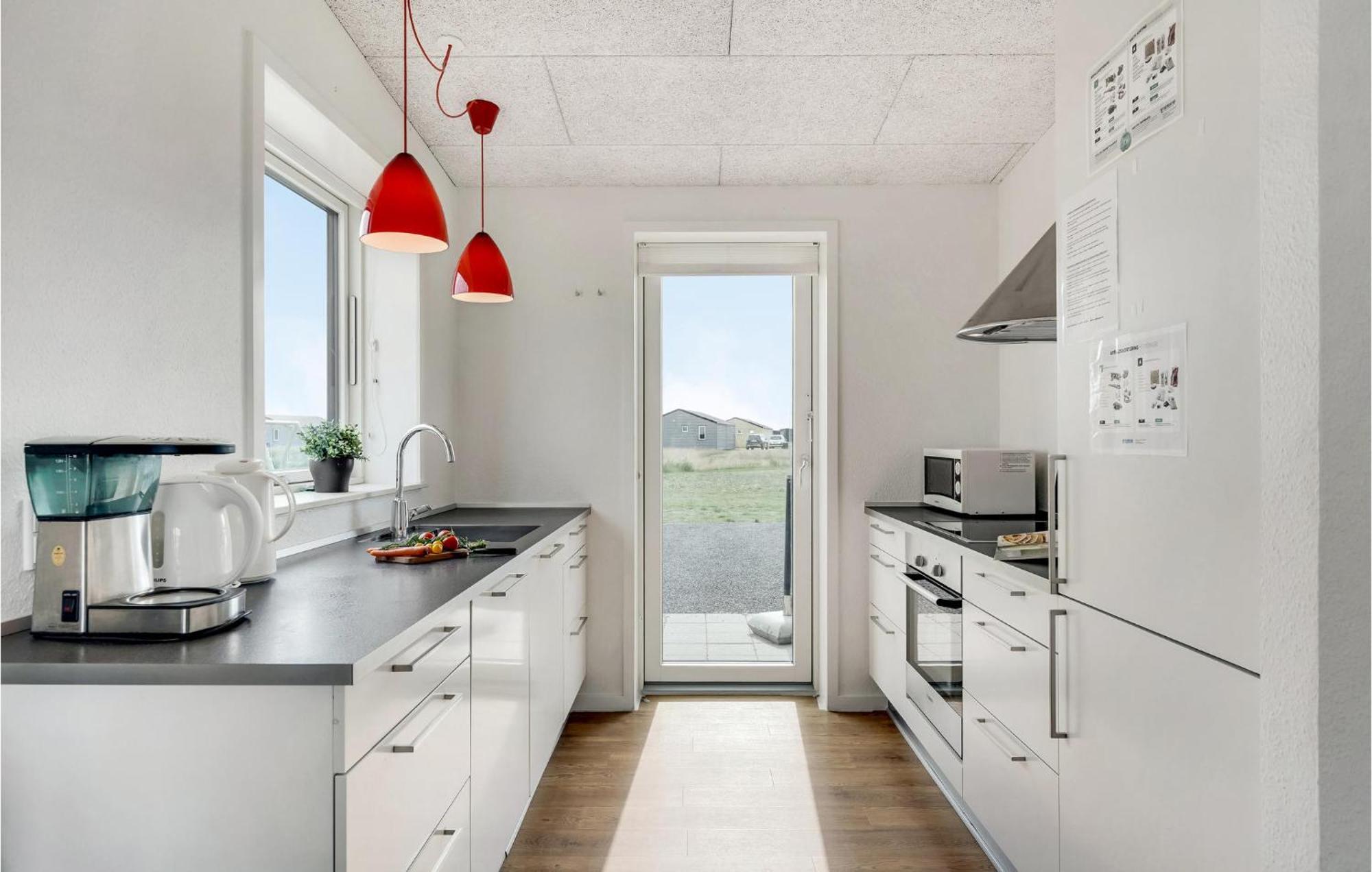 Gorgeous Home In Ringkobing With House A Panoramic View Søndervig Esterno foto