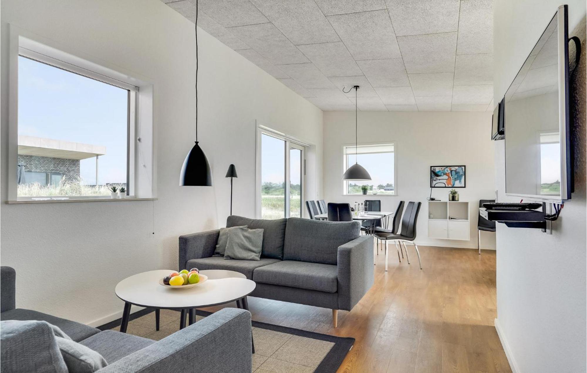 Gorgeous Home In Ringkobing With House A Panoramic View Søndervig Esterno foto